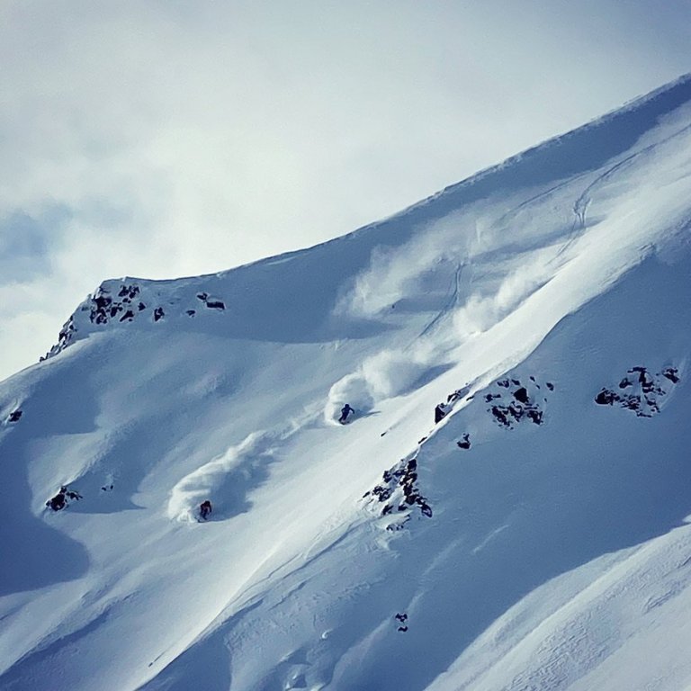 5709227f-18a0-4113-b52d-17c8be88a94d_1_105_c