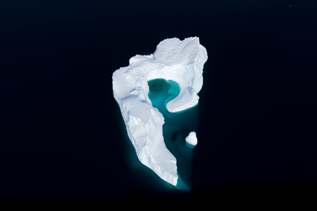 Iceberg East Greenland ©Shinsetsu Photo