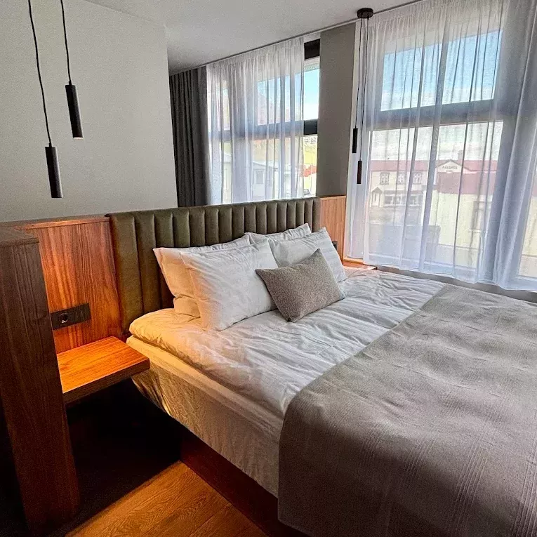 hvanndalir_lodge_room_01