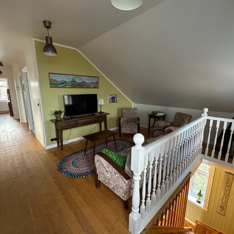 Upstairs sitting area
