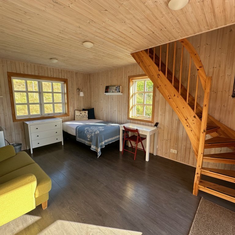 Main floor of guest apartment. 120cm bed for 1 guest
