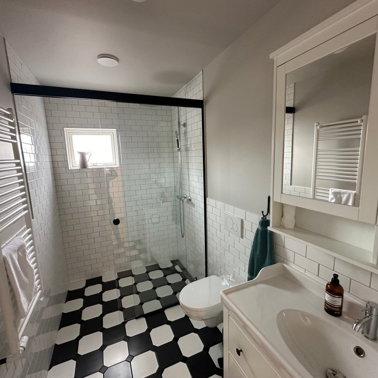 Ensuite bathroom in the Master suite.
