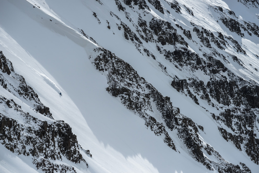 Heli Skiing in the Troll Peninsula ©Andrew Strain