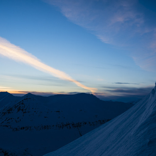 The sun setting on the Troll Peninsula Iceland ©Mattias Fredriksson