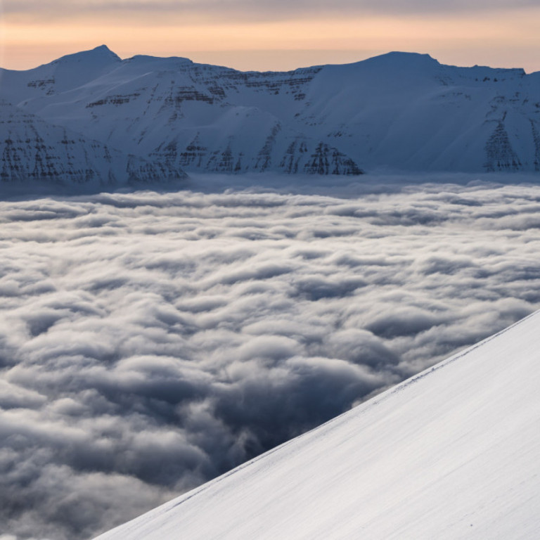 Jökull Bergmann skiing above the clouds on the Gold Coast ©Andrew Strain