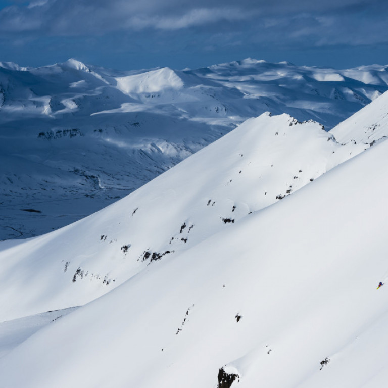 Heli Skiing on the Troll Peninsula of Iceland ©Mattias Fredriksson