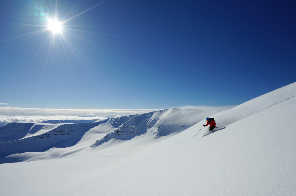 Enjoying some powder on the Troll Peninsula